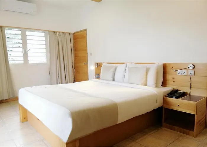 Le Relax And Restaurant Hotel 3*