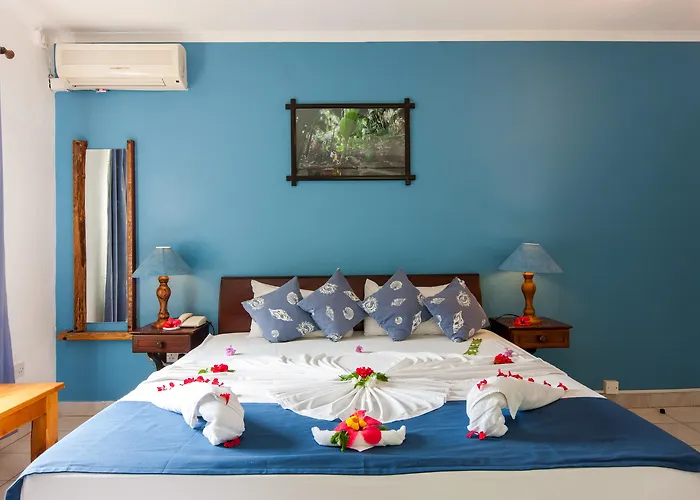 Hotel Le Relax And Restaurant Anse Royale