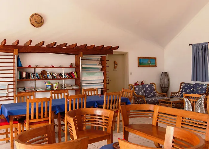 Le Relax And Restaurant