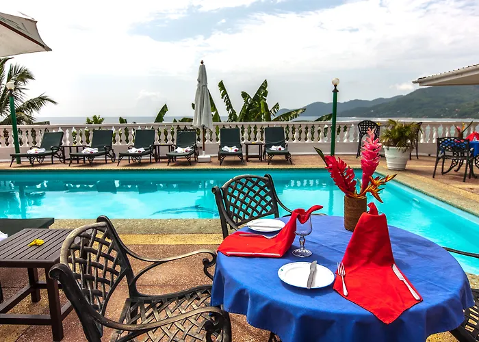 Le Relax And Restaurant Hotel 3*