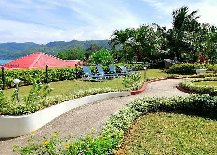 Le Relax And Restaurant Hotel Anse Royale