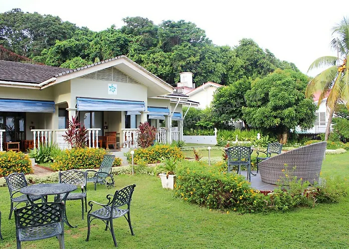 Le Relax And Restaurant Anse Royale
