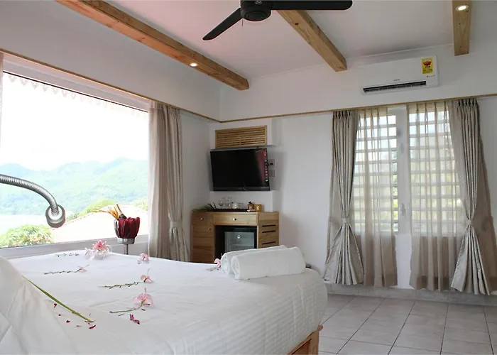 Le Relax And Restaurant 3* Anse Royale